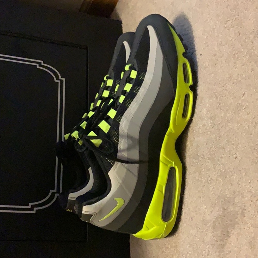 Men’s Nike Air Max